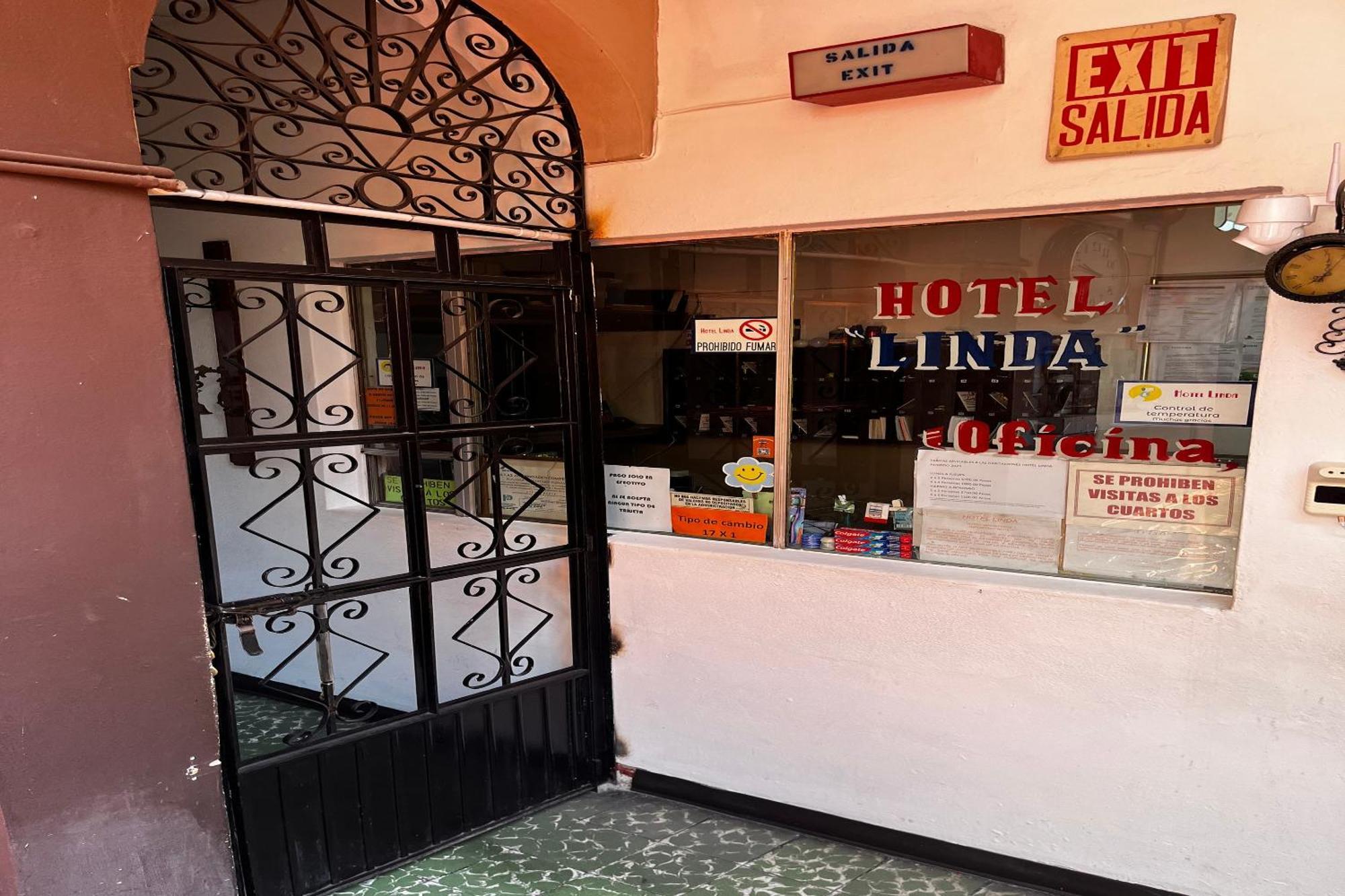 Oyo Hotel Linda Tijuana Buitenkant foto